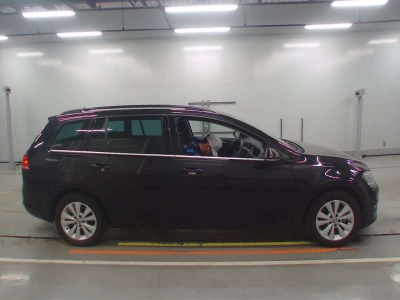 VOLKSWAGEN GOLF VARIANT