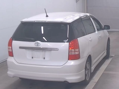 TOYOTA WISH