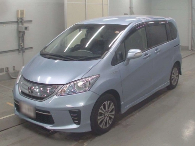 HONDA FREED HYBRID
