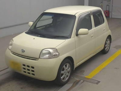 DAIHATSU ESSE