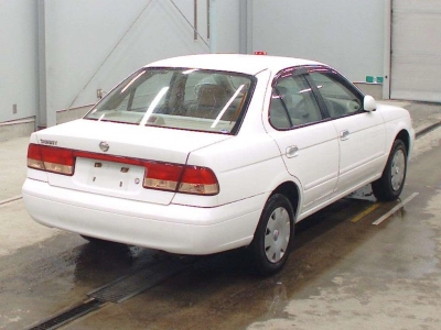 NISSAN SUNNY