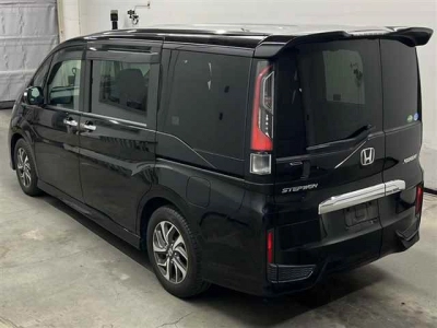 HONDA STEPWGN SPADA