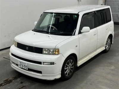 TOYOTA BB