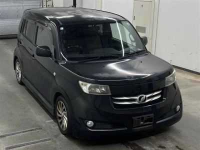 TOYOTA BB