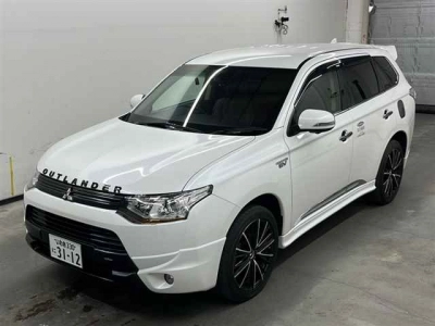 MITSUBISHI OUTLANDER PHEV