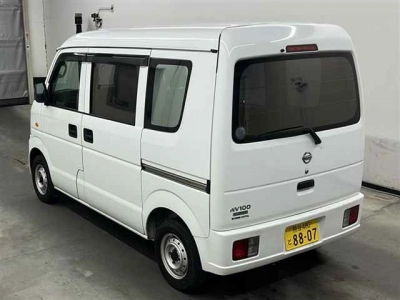 NISSAN NV100 CLIPPER