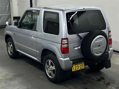 MITSUBISHI PAJERO MINI