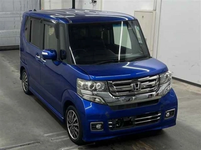 HONDA N BOX CUSTOM