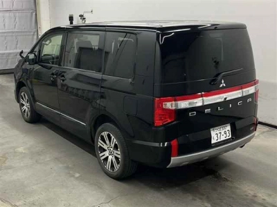 MITSUBISHI DELICA D:5