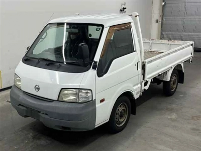NISSAN VANETTE TRUCK