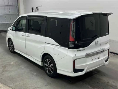 HONDA STEPWGN SPADA