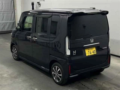 HONDA N BOX CUSTOM
