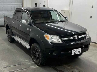 TOYOTA HILUX PICK UP