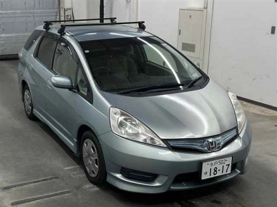 HONDA FIT SHUTTLE HYBRID