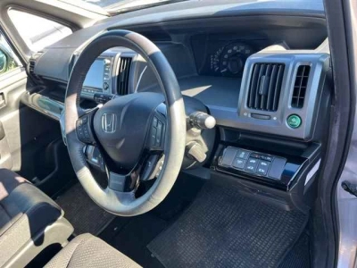 HONDA STEPWGN SPADA