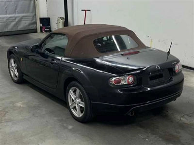 MAZDA ROADSTER