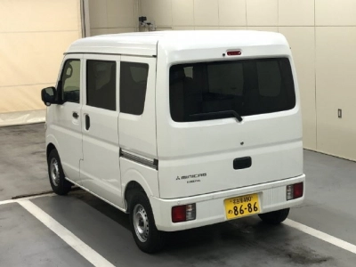 MITSUBISHI MINICAB