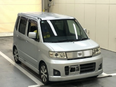 SUZUKI WAGON R STINGRAY