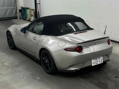 MAZDA ROADSTER