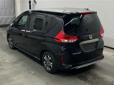 HONDA FREED+