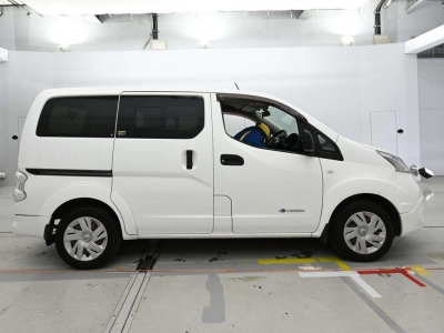 NISSAN E-NV200 VAN