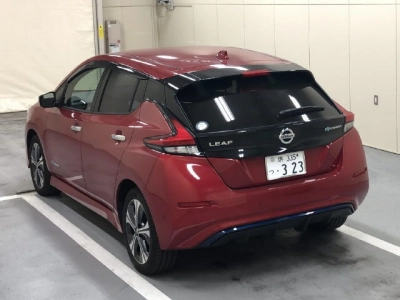 NISSAN LEAF