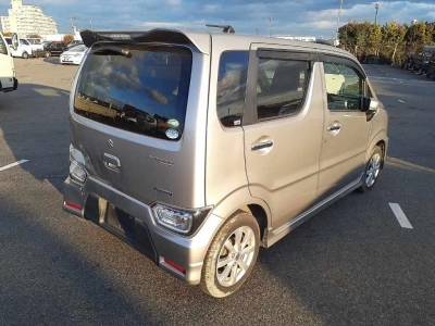 SUZUKI WAGON R STINGRAY
