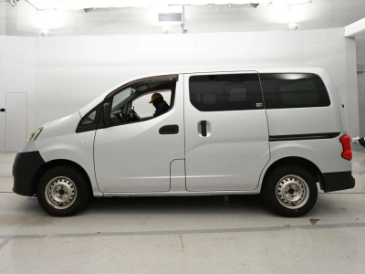 NISSAN NV200 VANETTE VAN