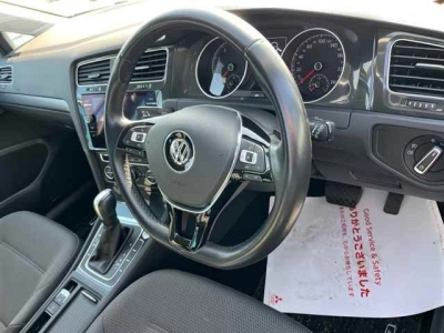 VOLKSWAGEN GOLF VARIANT