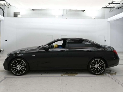 MERCEDES BENZ E CLASS