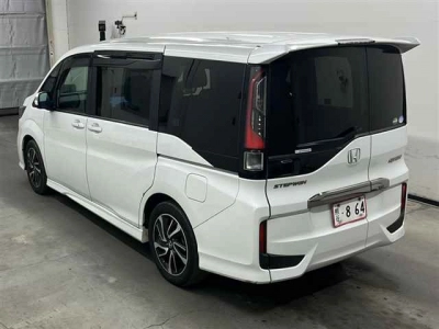 HONDA STEPWGN SPADA