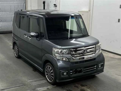 HONDA N BOX CUSTOM