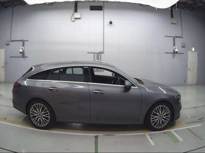 MERCEDES BENZ CLA SHOOTING BRAKE