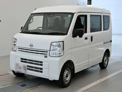 NISSAN CLIPPER VAN