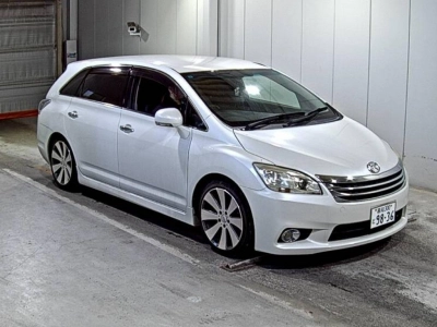 TOYOTA MARK X ZIO