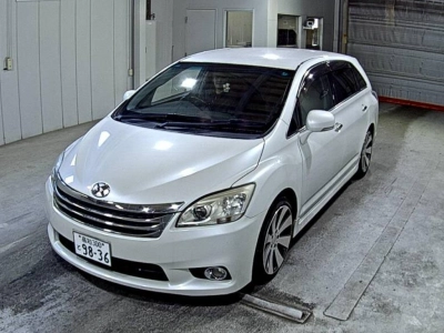 TOYOTA MARK X ZIO