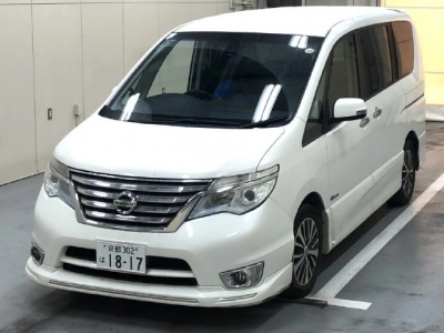 NISSAN SERENA