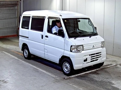 MITSUBISHI MINICAB MIEV