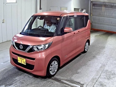 NISSAN ROOX