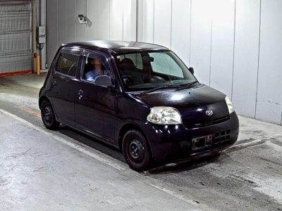 DAIHATSU ESSE