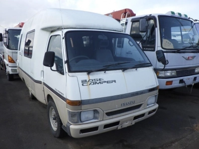 ISUZU FARGO TRUCK