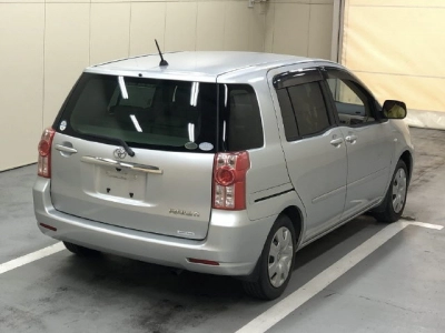 TOYOTA RAUM