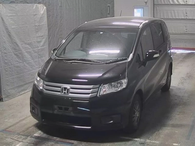 HONDA FREED SPIKE