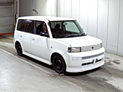 TOYOTA BB