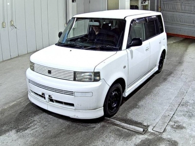 TOYOTA BB