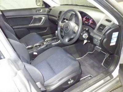 SUBARU LEGACY
