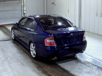 SUBARU LEGACY B4