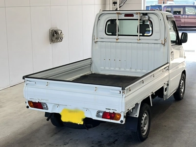 NISSAN CLIPPER TRUCK