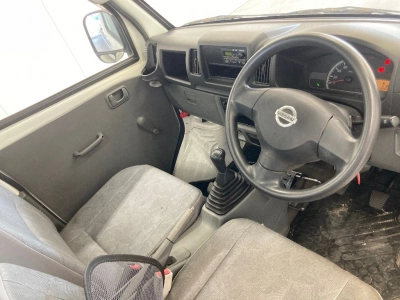 NISSAN CLIPPER TRUCK