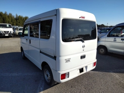 NISSAN NV100 CLIPPER